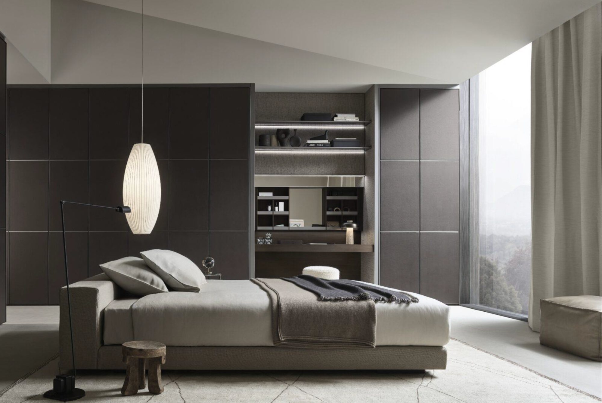 Bedroom suite with city view